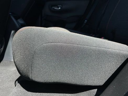 Used 2026 Honda HR-V Sport image 40