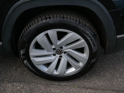 Certified 2021 Volkswagen Atlas SEL AWD/4WD image 15