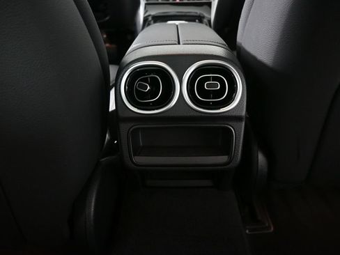 Certified 2026 Mercedes-Benz C 300 Sedan image 17