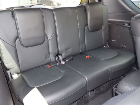 Used 2022 Nissan Armada SL w/ Midnight Edition Package RWD image 20
