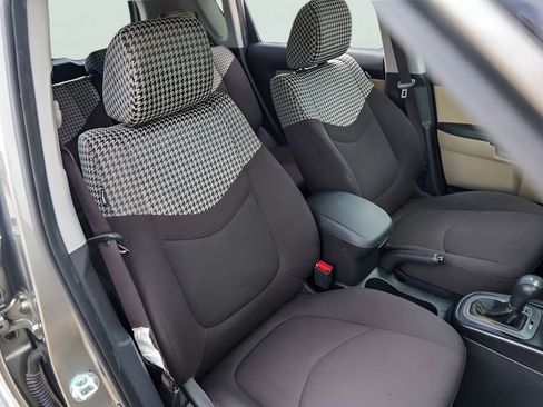 Used 2011 Kia Soul ! image 31