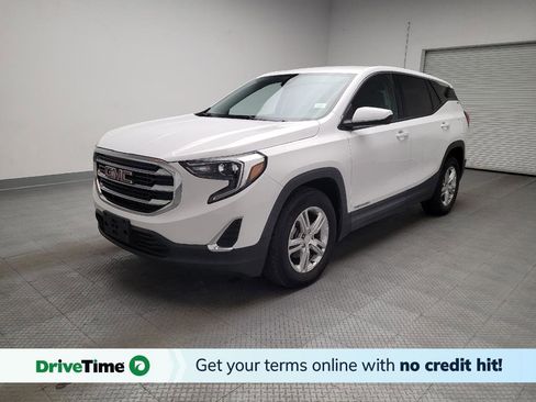 Used 2020 GMC Terrain SLE image 1