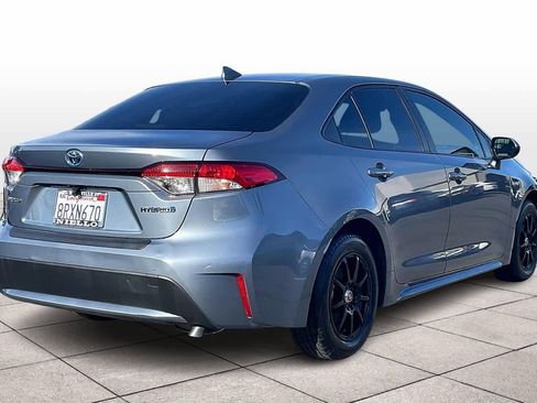 Used 2021 Toyota Corolla LE image 14