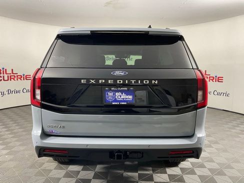 New 2026 Ford Expedition Active RWD image 4