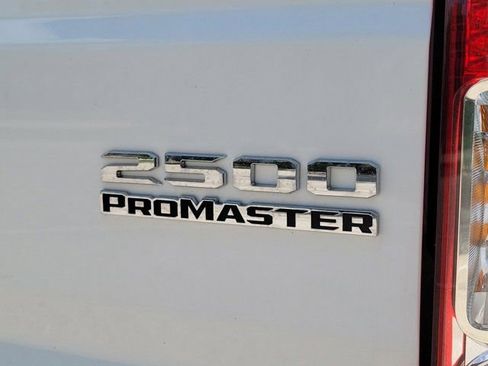 Used 2026 RAM ProMaster 2500 w/ Convenience Group FWD image 13