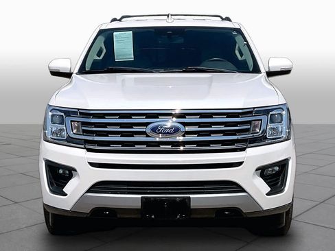 Used 2019 Ford Expedition Max XLT w/ Equipment Group 202A AWD/4WD image 4