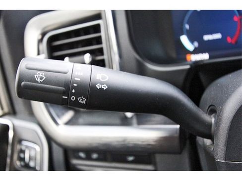 Used 2024 Ford F350 Lariat w/ Lariat Ultimate Package image 16