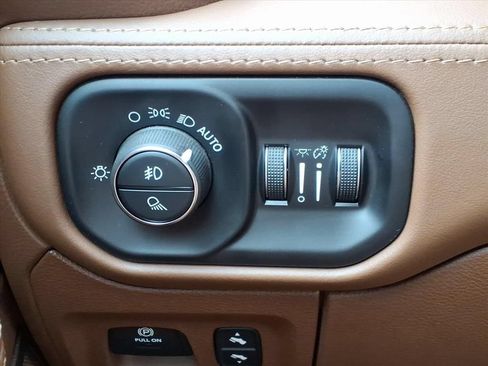 Used 2020 RAM 1500 Limited AWD/4WD image 20