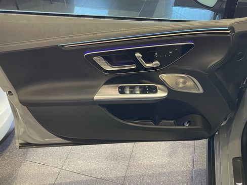 Used 2024 Mercedes-Benz EQE 500 4MATIC Sedan w/ Driver Assistance Package image 22