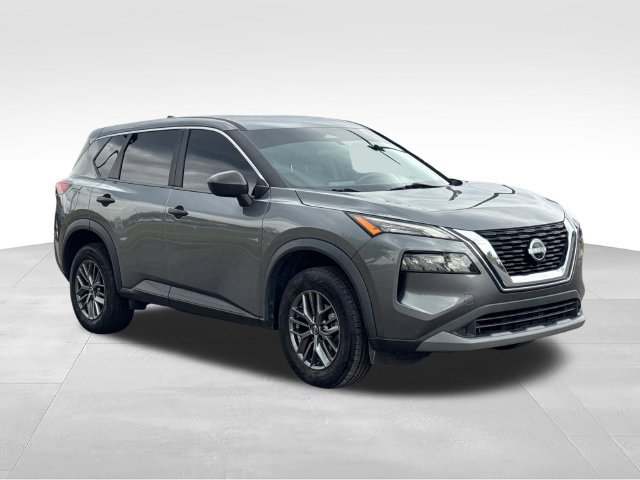 Used 2023 Nissan Rogue S FWD image 11