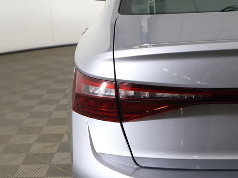 Used 2026 Volkswagen Jetta SE image 16