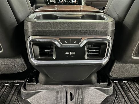 Used 2024 GMC Sierra 2500 Denali Ultimate AWD/4WD image 30