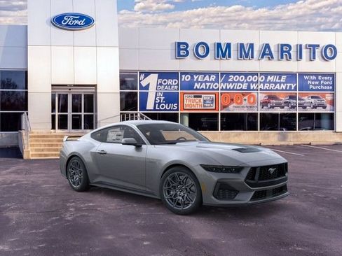 New 2026 Ford Mustang GT Premium w/ GT Performance Package RWD image 7