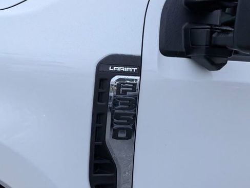 Certified 2024 Ford F350 Lariat AWD/4WD image 5