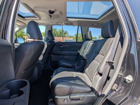 Used 2021 Honda Pilot Elite image 13
