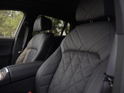 New 2027 BMW X6 xDrive40i AWD/4WD image 10