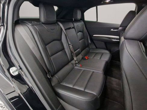 Used 2024 Cadillac XT4 Premium Luxury image 23