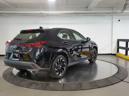 Used 2023 Lexus UX 250h AWD w/ Premium Package image 9