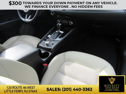 Used 2018 MAZDA CX-5 Touring w/ Preferred Equipment Package image 18