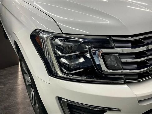 Used 2020 Ford Expedition Limited w/ Equipment Group 302A RWD image 32