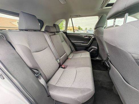 Used 2022 Toyota RAV4 XLE w/ Convenience Package AWD/4WD image 29