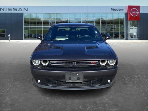 Used 2015 Dodge Challenger R/T Plus image 2