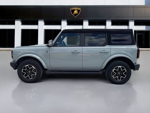 Used 2024 Ford Bronco Outer Banks image 2