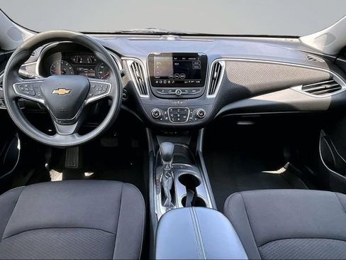 Used 2024 Chevrolet Malibu LT FWD image 7