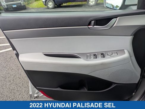 Used 2022 Hyundai Palisade SEL w/ Convenience Package AWD/4WD image 12