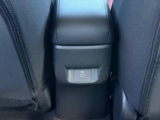 New 2025 Nissan Versa SR w/ Trunk Package FWD image 12