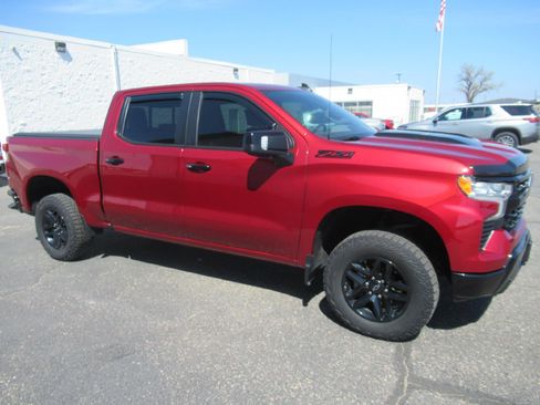 Certified 2023 Chevrolet Silverado 1500 LT Trail Boss w/ LT Trail Boss Premium Package AWD/4WD image 3