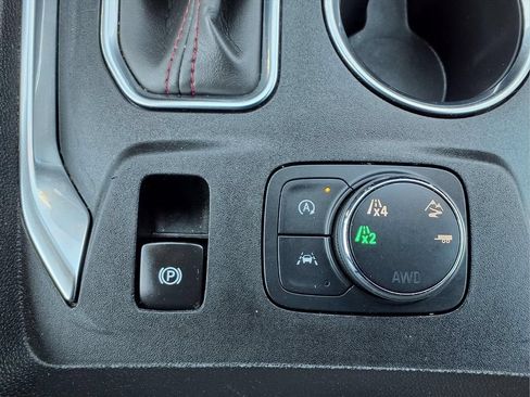 Used 2023 Chevrolet Traverse RS w/ LPO, Floor Liner Package AWD/4WD image 27