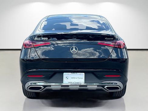 Used 2026 Mercedes-Benz GLC 300 4MATIC image 4