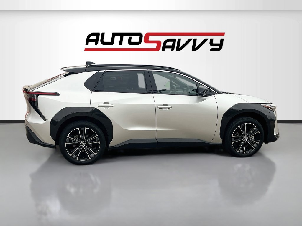 Used 2023 Toyota bZ4X AWD w/ Weather Package image 8
