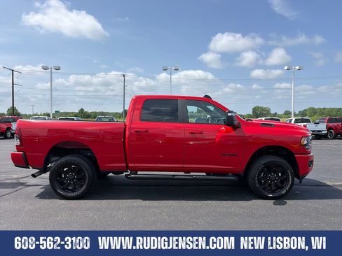 Used 2024 RAM 2500 Big Horn w/ Night Edition AWD/4WD image 6