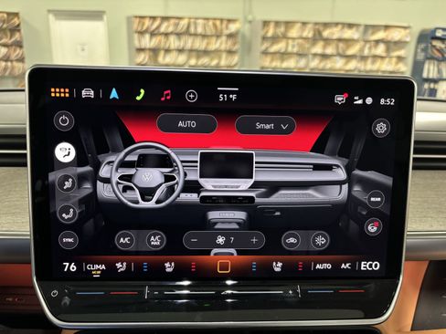New 2025 Volkswagen ID. Buzz 1st Edition AWD/4WD image 19