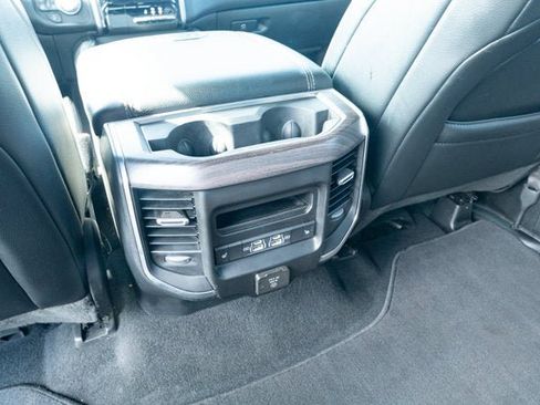 Used 2025 RAM 1500 Laramie AWD/4WD image 36