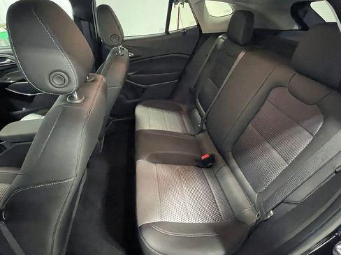 Used 2024 Chevrolet Trax LT image 20