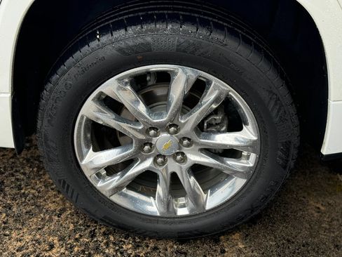 Used 2020 Chevrolet Traverse High Country FWD image 43