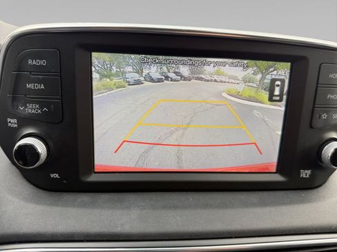 Used 2020 Hyundai Santa Fe SEL w/ Convenience + Premium Package AWD/4WD image 16