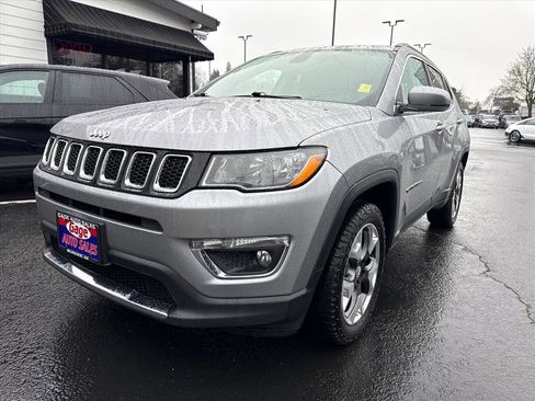Used 2020 Jeep Compass Limited image 11