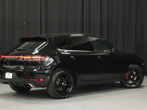 Certified 2021 Porsche Macan AWD/4WD image 5