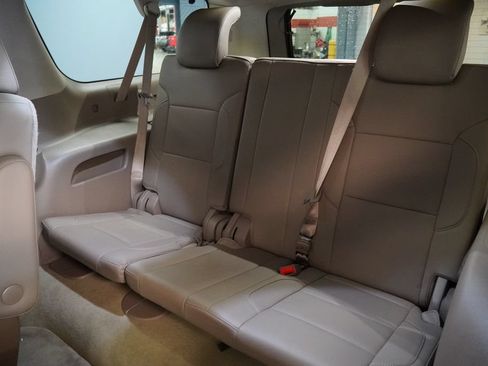 Used 2015 Chevrolet Suburban LTZ AWD/4WD image 22