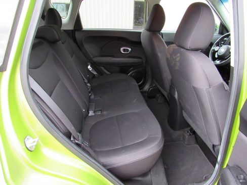 Used 2015 Kia Soul FWD image 7