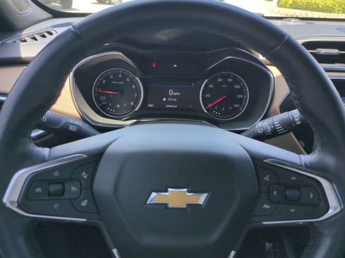Certified 2022 Chevrolet TrailBlazer ACTIV w/ Technology Package FWD image 31
