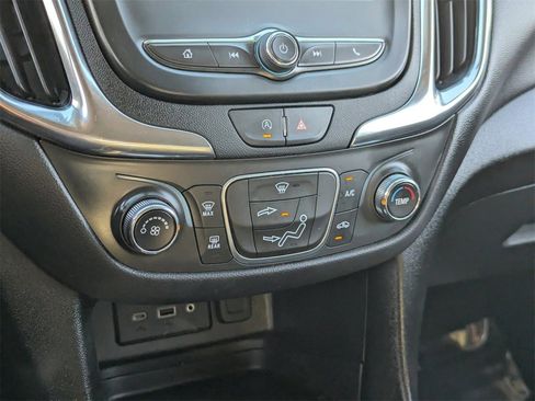 Used 2024 Chevrolet Equinox LT image 26