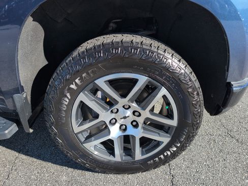 Used 2020 Chevrolet Silverado 1500 LT Trail Boss image 11