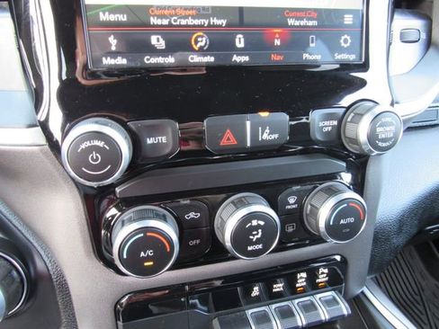 Used 2021 RAM 1500 Big Horn AWD/4WD image 22