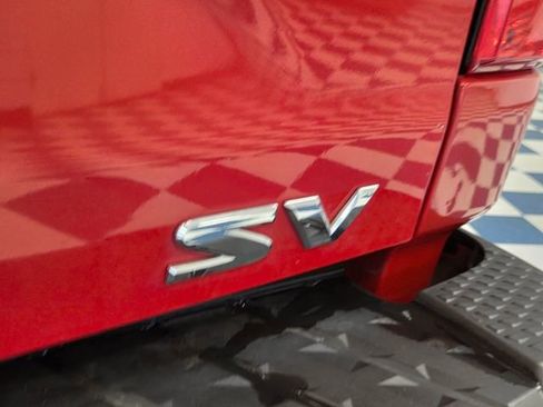 Used 2022 Nissan Titan SV RWD image 26