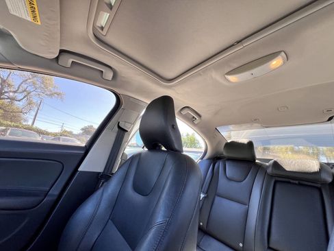 Used 2015 Volvo S60 T5 Premier Plus image 30